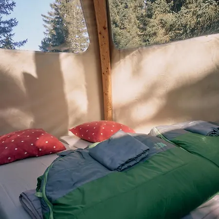 Nuit Insolite En Eco-bivouac A 20min D'annecy Luxury tent